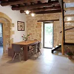 Traditional Villa In Fres