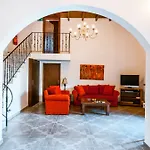 Douliana Villas